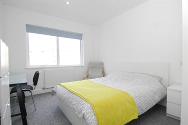 2 bed flat, 2A Old Town Street, City Centre, Plymouth, PL11AE - Image 4
